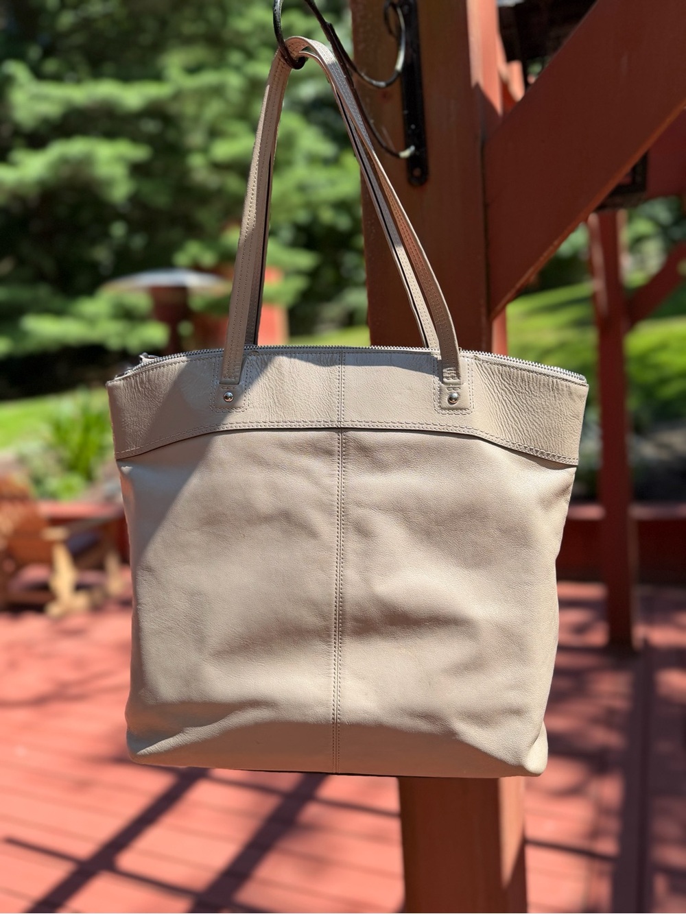 LOW START COACH Vintage Laura Leather Tote w/ Embossed Front Includes 2 Hang tag - Picture 5 of 15